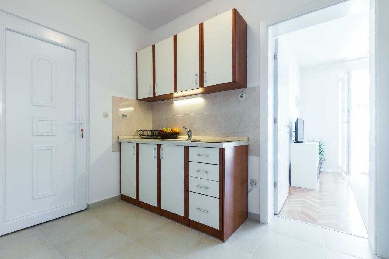 Apartment Tomislav Primorska *